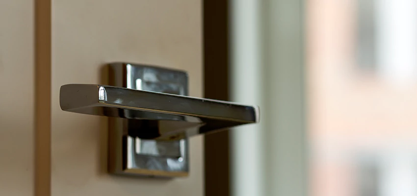 Door Lever Knob Repair in San Francisco, California